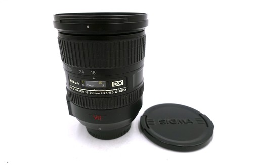 Nikon nikkor 18 200 mm - dx,